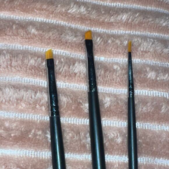 Morphe Liner Brushes - Picture 2 of 4
